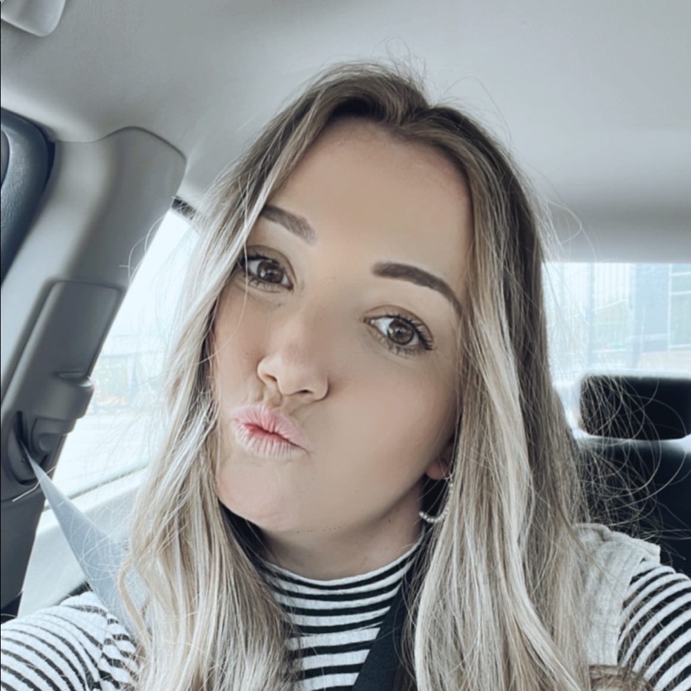 Meet your Posher, Esther